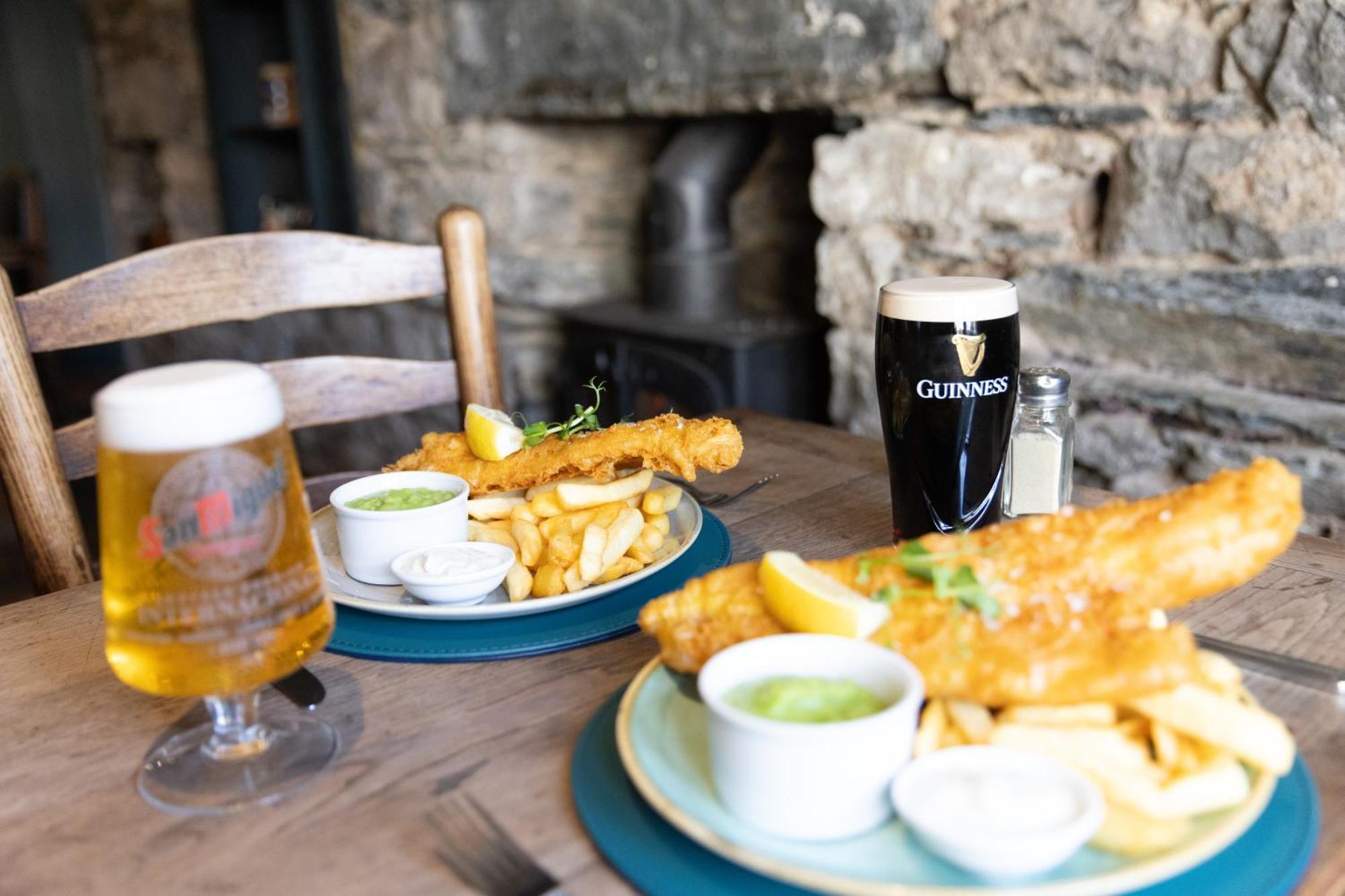 Hotel The Kings Arms Cartmel Exteriér fotografie